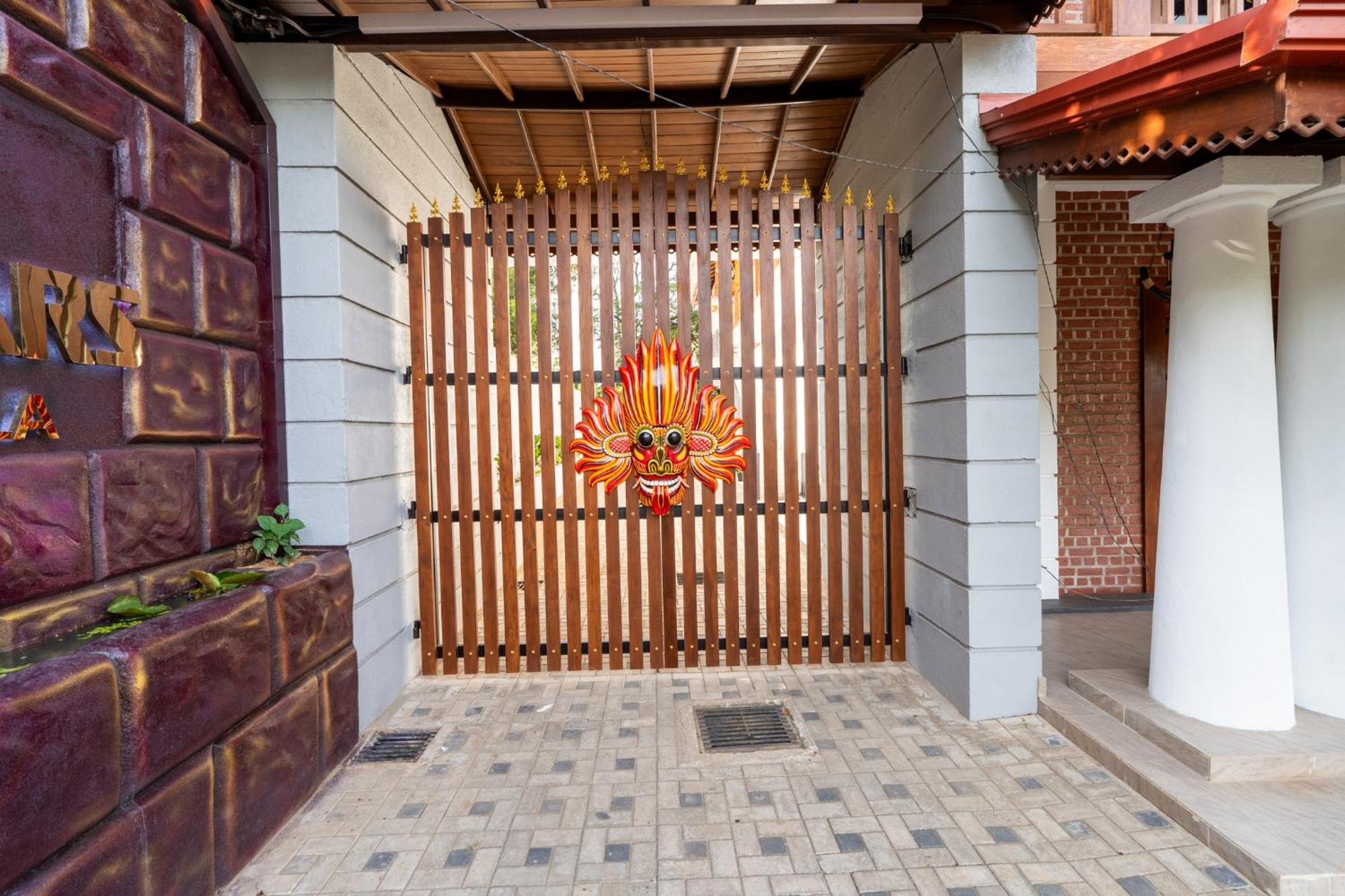 Golden Stars Hotel Dambulla Luaran gambar
