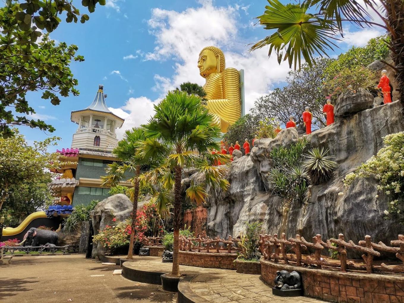 Golden Stars Hotel Dambulla Luaran gambar